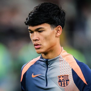 开云体育app-队报：德罗的第一脚触球堪称顶级，并拥有极强的战术适应能力