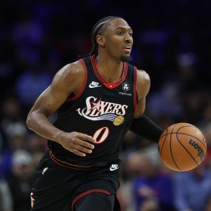 kaiyun sports-确实快！马克西半场10中6拿下15分4板3助1帽 首节独得10分