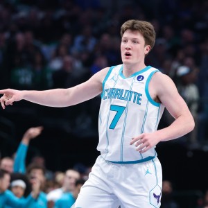 中国体育-克尼佩尔12次至少20分&amp;真实命中率75%+ 超切特成NBA历史新秀第1